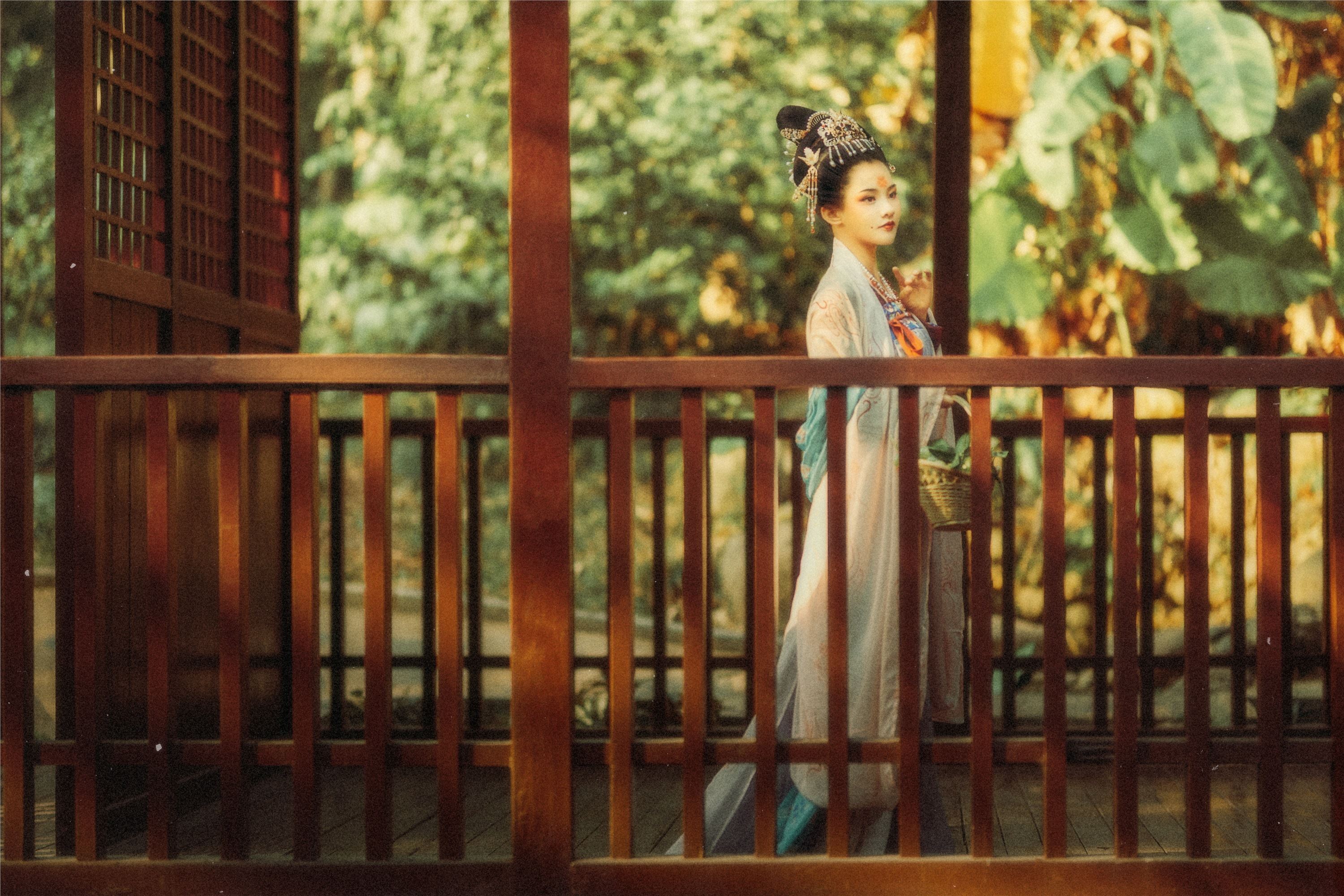 YITUYU艺图语 2021.08.27 花想容 媛媛